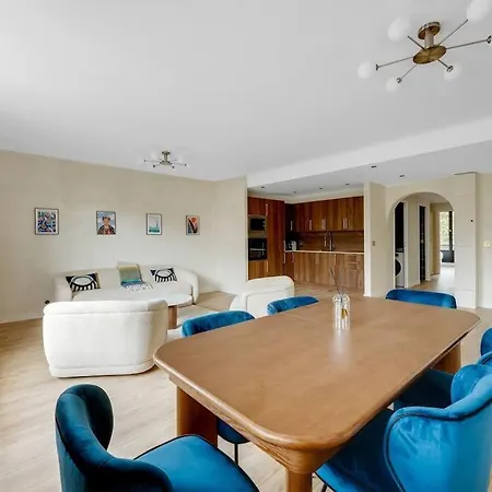 D'exception A Achille Peretti I * Neuilly-sur-Seine